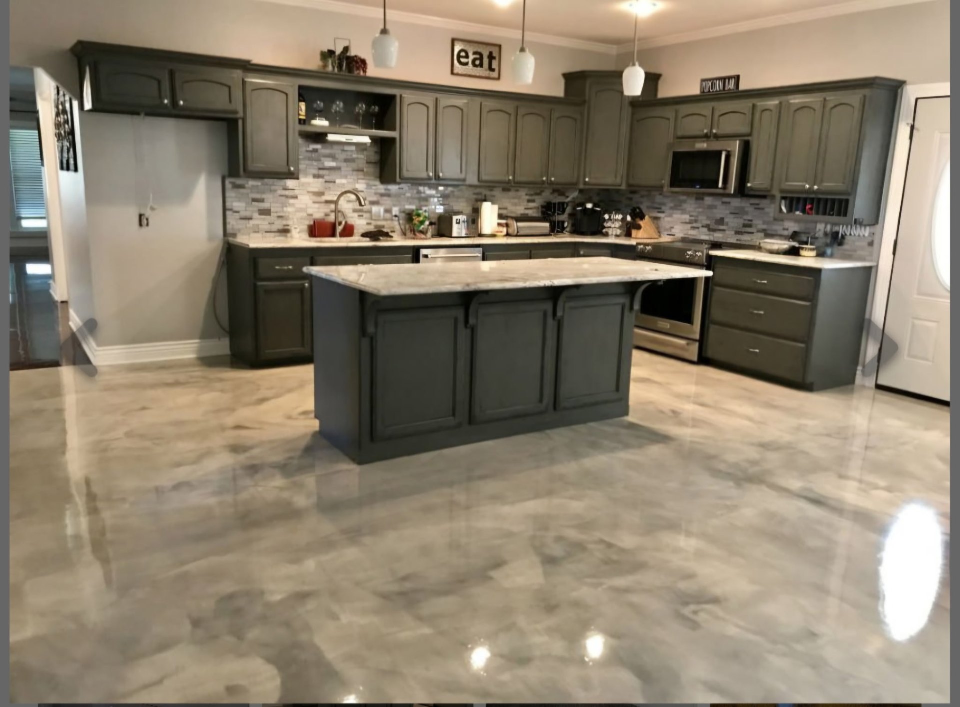 Pearl metallic epoxy floor in a residential kitchen